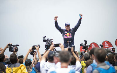 Carlos Sainz ya es segundo del Rallye Dakar