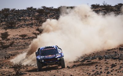 Carlos Sainz finishes third on the eleventh stage of the Dakar