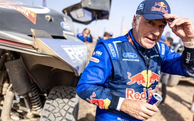 Carlos Sainz remains fifth with the final day to go